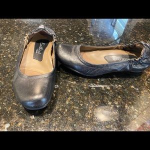 Black Leather Earthies Ballet Flats